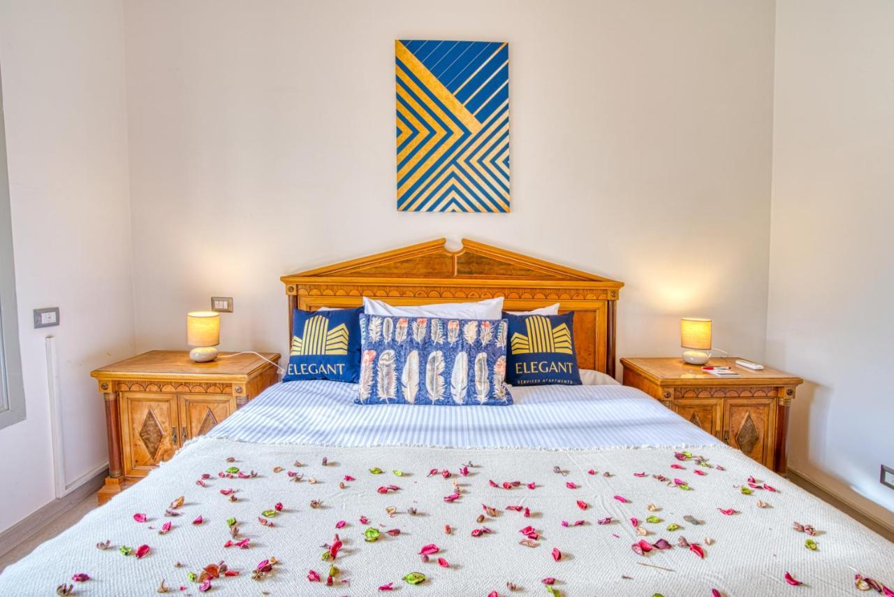 The Suites Near Auc By Elegant Caïro Buitenkant foto